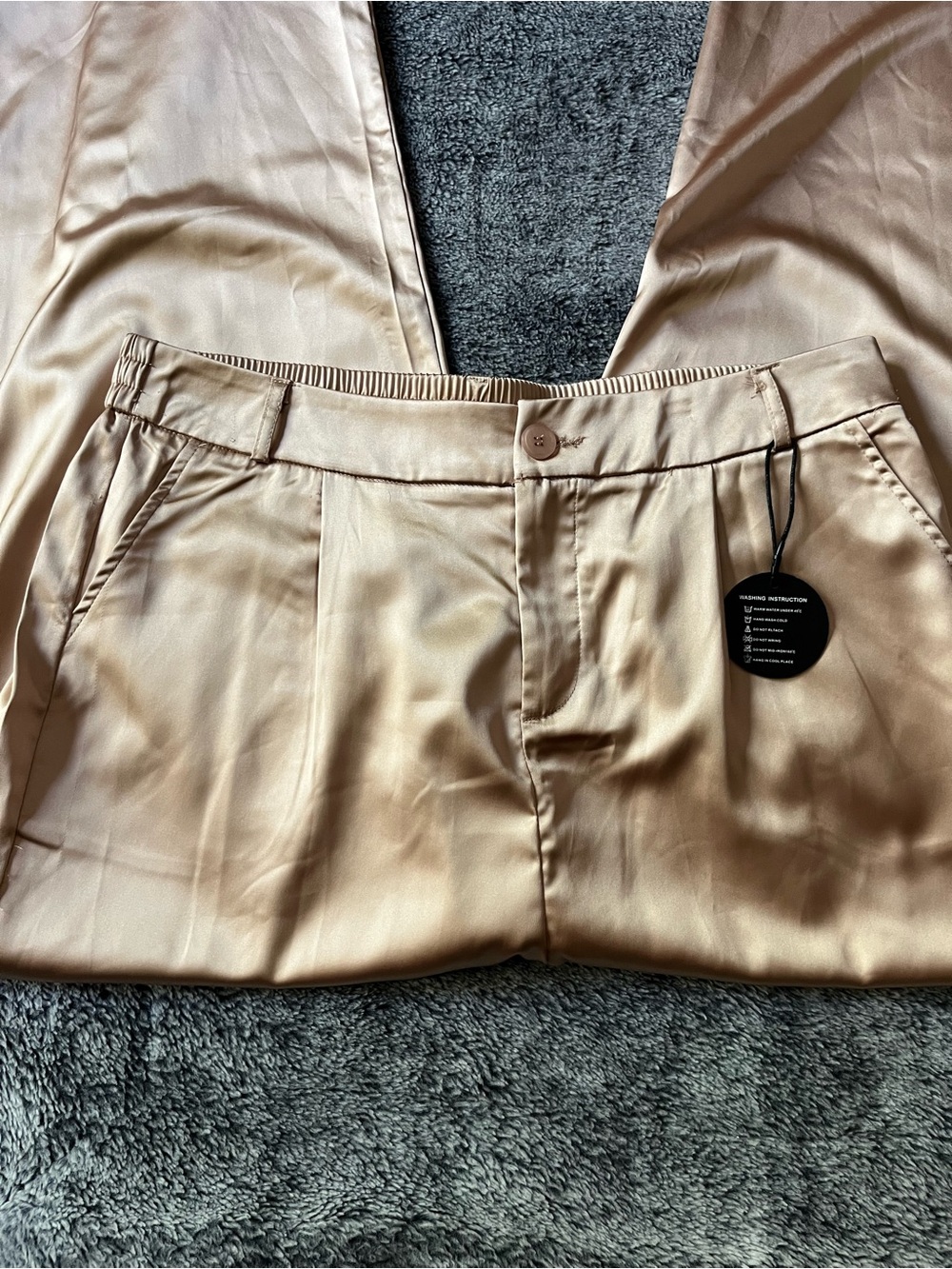 Satin-Look Wide Leg Trousers in Champagne - Picture 7 of 10